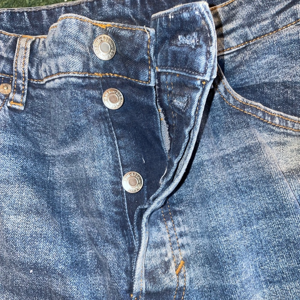 MOM JEAN * size women’s 14 * little stretch, no rips, H&M, worn once!